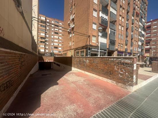 Plaza de garaje en Alameda 23 - MURCIA