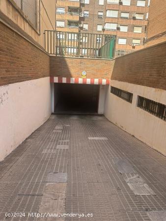 Plaza de garaje en Alameda 23 - MURCIA