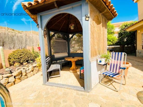 CHALET CON PARCELA EN CALABARDINA - MURCIA