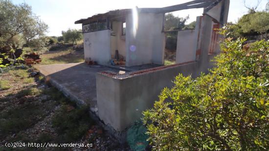 Terreno con construcción - TARRAGONA