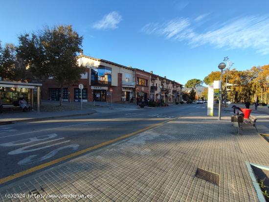 Local en venta en el centro de Santa Eulalia de Ronçana - BARCELONA