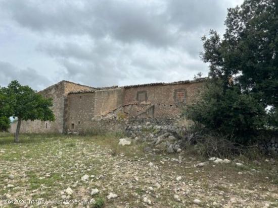 Se vende fantástica possesió señorial a reformar en Algaida - BALEARES