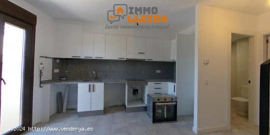 Unifamiliar adosada en venta  en Vilanova de Meià - Lleida