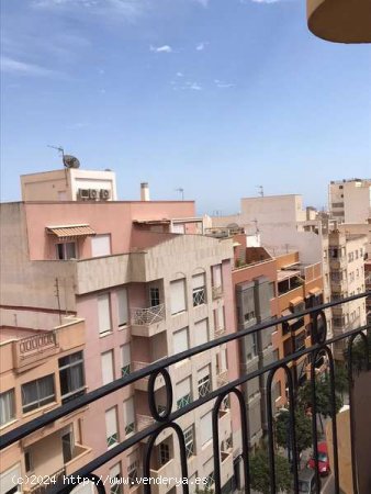 Piso en Venta en Centro - Almería