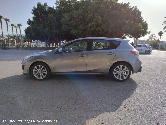 Mazda 3 1.6 CRDT ACTIVE SPORT 110 CV CERTIFICADO DE KILOMETROS Y CARROCERIA - Málaga