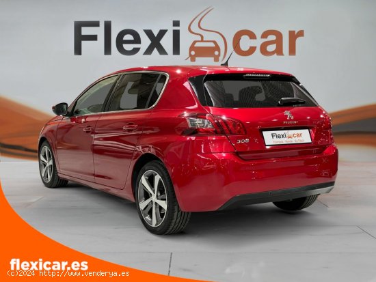 Peugeot 308 5p Allure 1.2 PureTech 96KW (130CV) - Rivas-Vaciamadrid