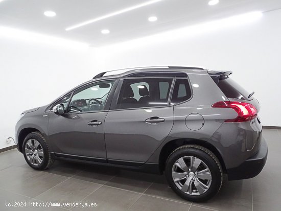 Peugeot 2008 Style 1.2L PureTech 60KW (82CV) S&S - Valencia