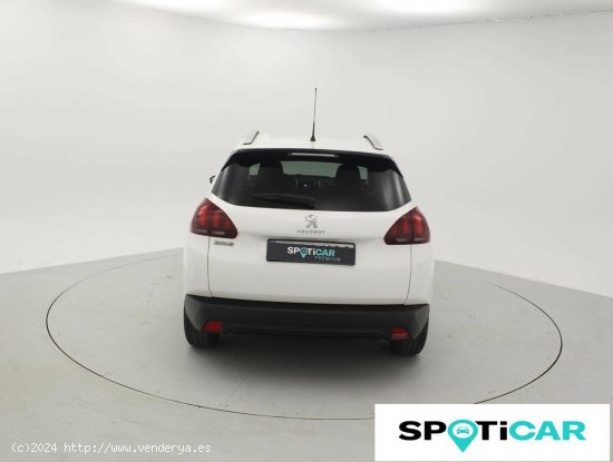 Peugeot 2008   1.2L PureTech 60KW (82CV) S&S Style - SABADELL