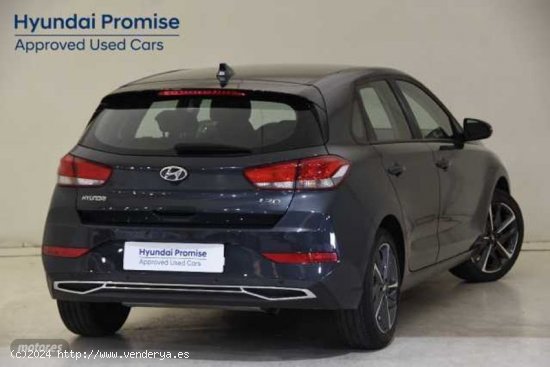 Hyundai i30 1.5 DPI Klass SLX 110 de 2023 con 15.454 Km por 19.200 EUR. en Valencia