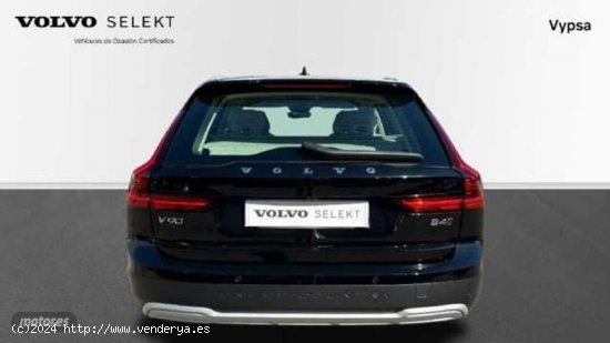 Volvo V 90 V90 Cross Country Plus, B4 AWD (diesel), Diesel de 2023 con 18.061 Km por 55.900 EUR. en 