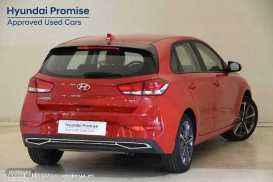 Hyundai i30 1.5 DPI Klass SLX 110 de 2023 con 12.633 Km por 18.900 EUR. en Madrid