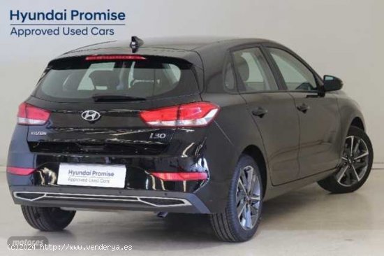 Hyundai i30 1.5 DPI Klass SLX 110 de 2023 con 17.760 Km por 18.900 EUR. en Madrid