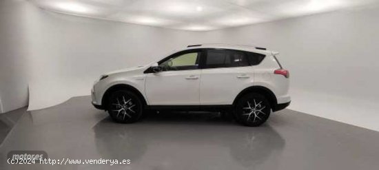 Toyota RAV 4 RAV-4 2.5 hybrid 2WD Executive de 2016 con 72.650 Km por 23.900 EUR. en Barcelona