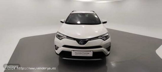 Toyota RAV 4 RAV-4 2.5 hybrid 2WD Executive de 2016 con 72.650 Km por 23.900 EUR. en Barcelona