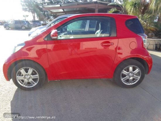 Toyota IQ 1.0 i MULTIDRIVE. de 2010 con 171.000 Km por 7.500 EUR. en Murcia