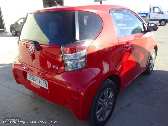 Toyota IQ 1.0 i MULTIDRIVE. de 2010 con 171.000 Km por 7.500 EUR. en Murcia