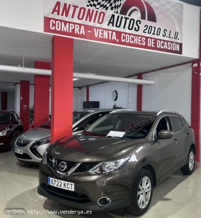 Nissan Qashqai 1200  TURBO 115 CV  CONNECTA de 2017 con 126.524 Km por 15.990 EUR. en Tenerife