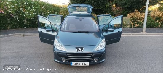 Peugeot 307 1.6 HDI XS+ 5P de 2007 con 329.000 Km por 2.990 EUR. en Ciudad Real