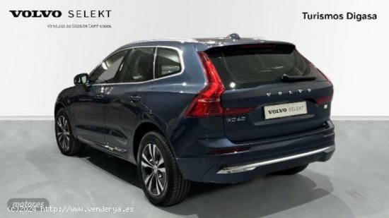 Volvo XC 60 XC60 Recharge Core, T6 plug-in hybrid eAWD, El+ctrico/Gasolina, Bright de 2023 con 19.35