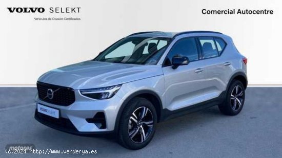 Volvo XC40 Plus, B3 mild hybrid, Gasolina, Dark de 2023 con 31.249 Km por 38.500 EUR. en Barcelona