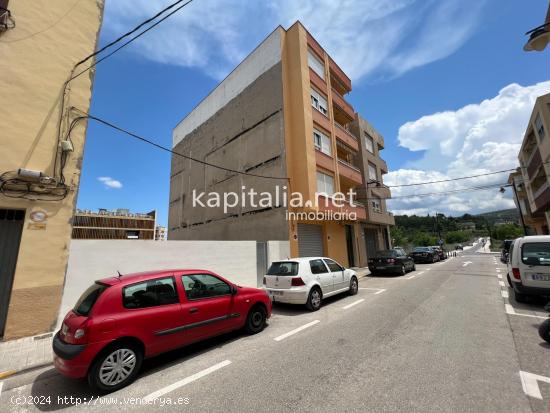 GRAN OPORTUNIDAD DE SOLAR A LA VENTA EN ONTINYENT ZONA LLOMBO - VALENCIA