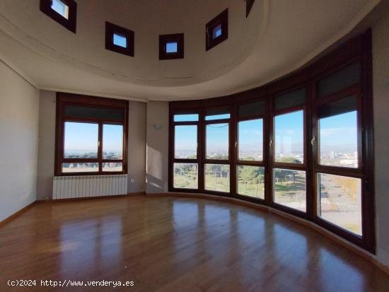  Vivienda con excelentes vistas en Pinar de Jalón - VALLADOLID 