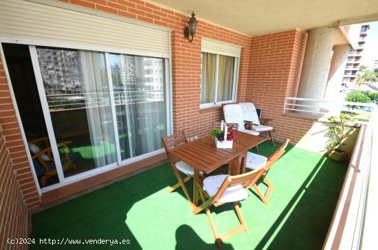 SE VENDE APARTAMENTO A UN PASO DE LA PLAYA DOS DORMITORIOS SEVENDGROUP.COM - ALICANTE