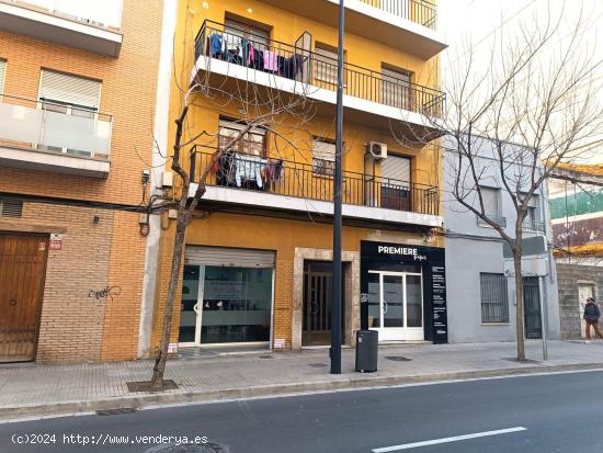  Local en Gandia en calle Sant Vicente Ferrer 35, céntrico. - VALENCIA 