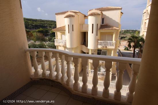 Precioso atico duplex junto al mar de 3 habitaciones gran terraza y piscina. - ALICANTE