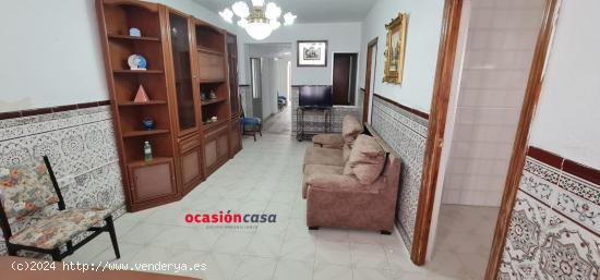  CASA CON TEJADO NUEVO EN LA ZONA DE PEÑARROYA - CORDOBA 