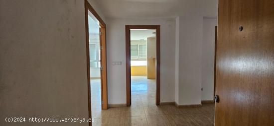  SE VENDE ESTUPENDO PISO EN ALQUERIAS - MURCIA 