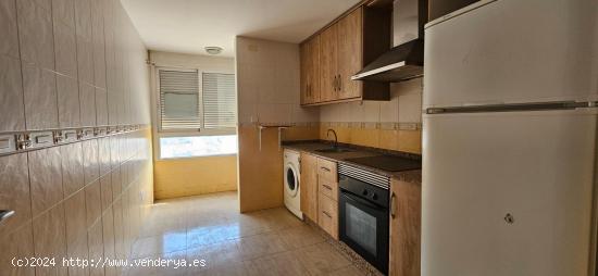 SE VENDE ESTUPENDO PISO EN ALQUERIAS - MURCIA