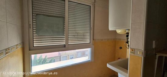 SE VENDE ESTUPENDO PISO EN ALQUERIAS - MURCIA