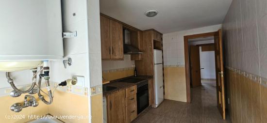 SE VENDE ESTUPENDO PISO EN ALQUERIAS - MURCIA