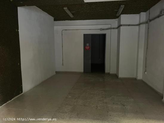 INTERESANTE LOCAL COMERCIAL , JUNTO A COSTA SOL ( CORDOBA ) - CORDOBA