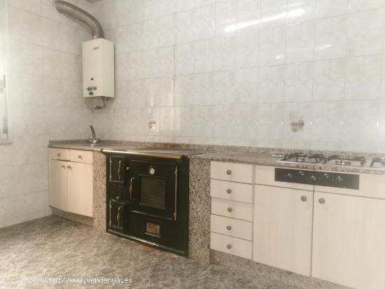 Casa con terreno en Zona Lidl-Bertoa - A CORUÑA