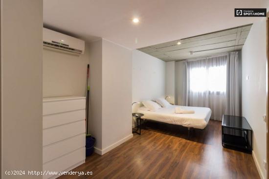 Luminoso apartamento de 1 dormitorio en alquiler cerca del metro en el Eixample central - BARCELONA