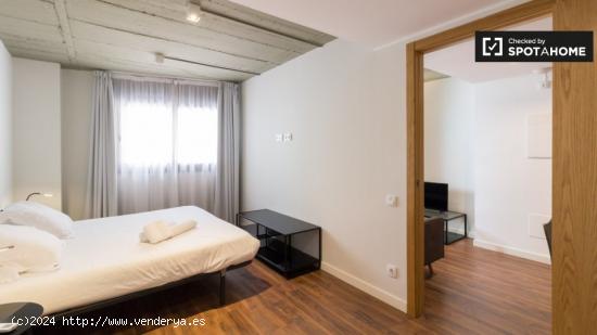 Luminoso apartamento de 1 dormitorio en alquiler cerca del metro en el Eixample central - BARCELONA