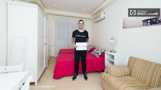 Amplio apartamento estudio en el barrio de Salamanca - MADRID