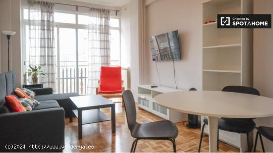 Apartamento de 3 habitaciones en alquiler en Madrid - MADRID