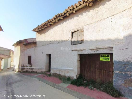 Interesante casa en Aguarón, a 50 km de Zaragoza, comarca de Cariñena. - ZARAGOZA