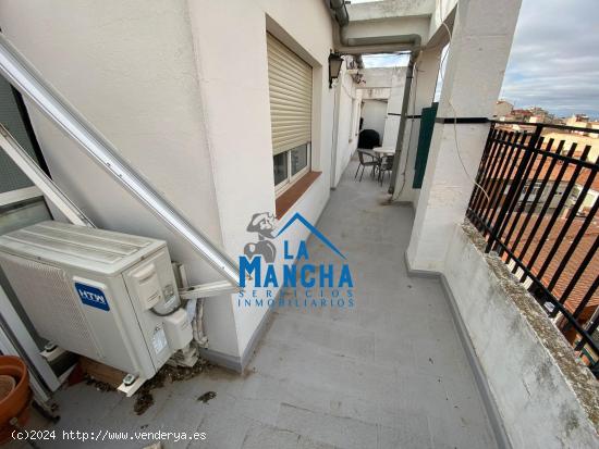 INMOBILIARIA LA MANCHA VENDE ATICO EN ZONA FATIMA. - ALBACETE