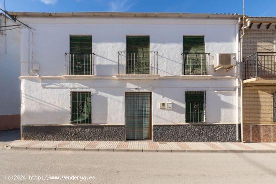 OPORTUNIDAD DE CASA DE PUEBLO - GRANADA