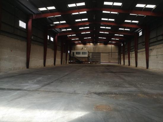 Nave industrial en Raos - CANTABRIA