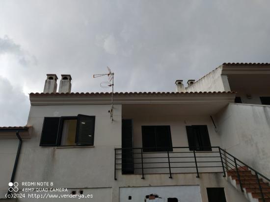  PRECIOSA CASA ADOSADA EN URBANIZACION LAS JARAS,  CON ZONAS COMUNES, CORDOBA - CORDOBA 