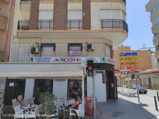 Entresuelo destinado a uso comercial en el centro neurálgico de Guardamar del Segura - ALICANTE