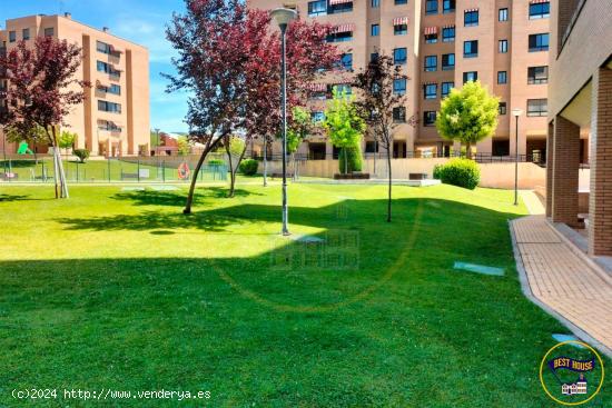 PISO EN VENTA EN UNA DE LAS MEJORES URBANIZACIONES CON PISCINA - CUENCA