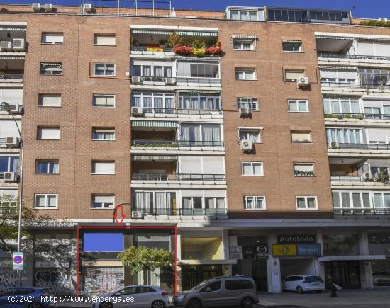 Excepcional Local Comercial en Zona Premium junto al Retiro - MADRID