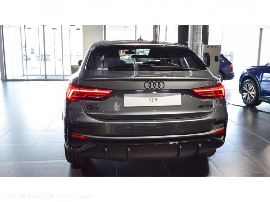 Se Vende AUDI Q3 Sportback Black line 35 TDI 110kW (150CV) S tronic