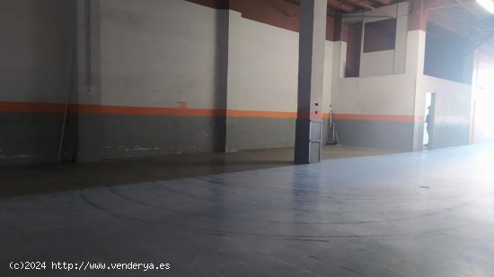 Local comercial en venta  en Vic - Barcelona